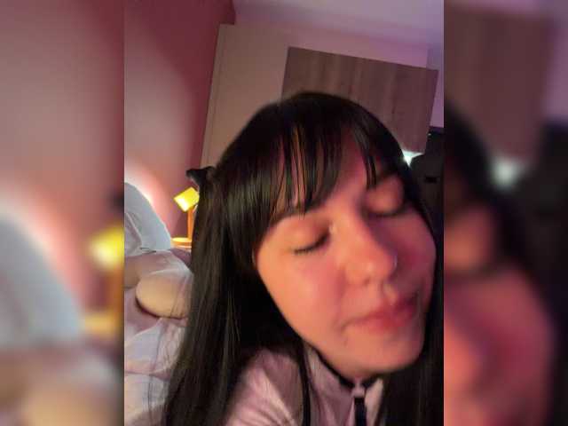 Businkaa live cam on BongaCams