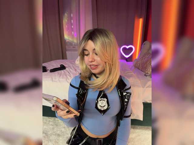 Businkaa live cam on BongaCams