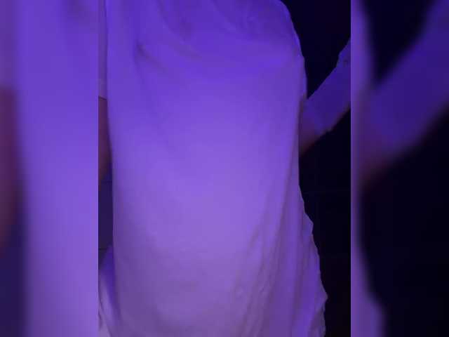Businkaa live cam on BongaCams