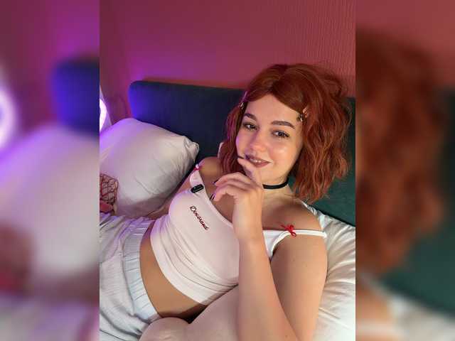 Businkaa live cam on BongaCams