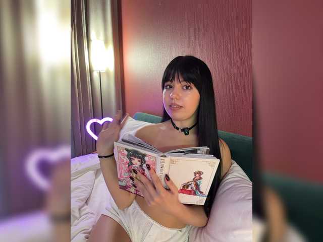 Businkaa live cam on BongaCams