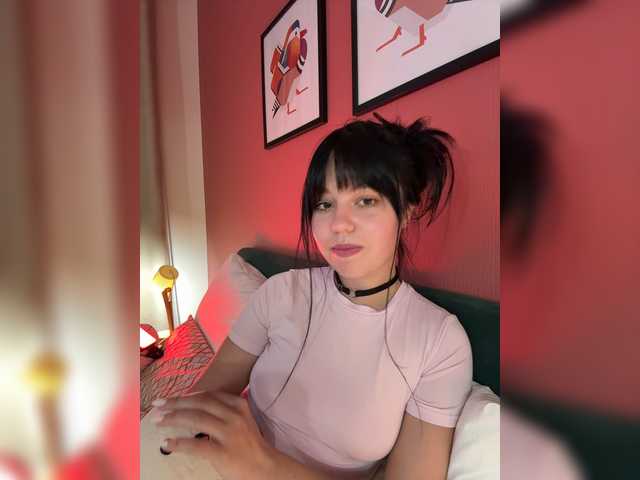Businkaa live cam on BongaCams