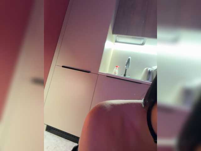 Businkaa live cam on BongaCams