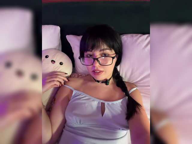 Businkaa live cam on BongaCams