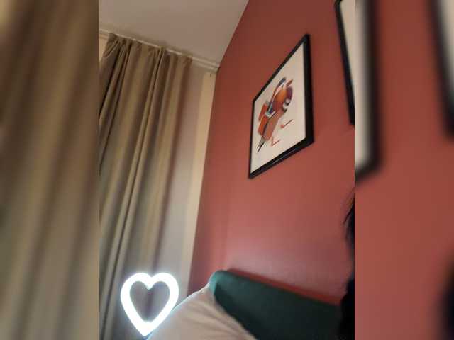 Businkaa live cam on BongaCams