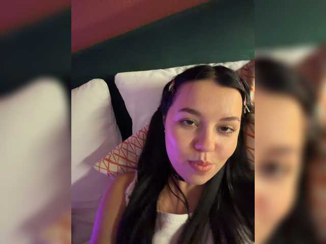 Businka13 live webcam show