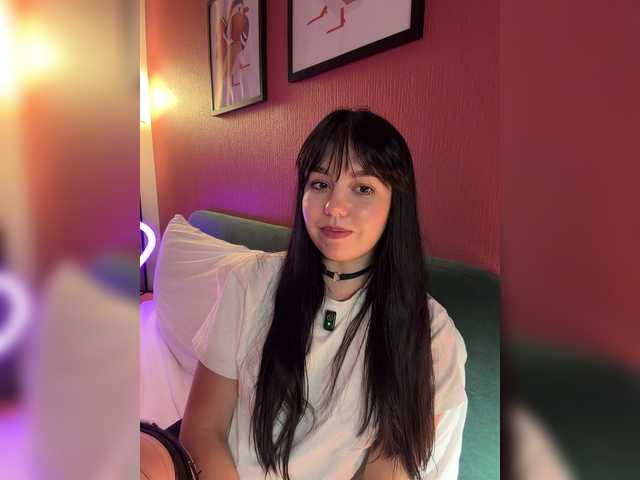 Businkaa live cam on BongaCams