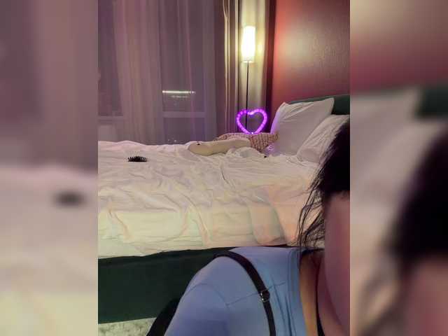 Businkaa live cam on BongaCams