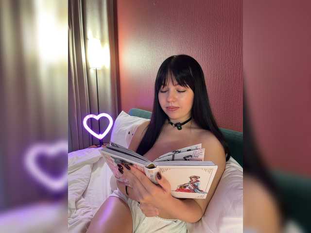 Businkaa live cam on BongaCams