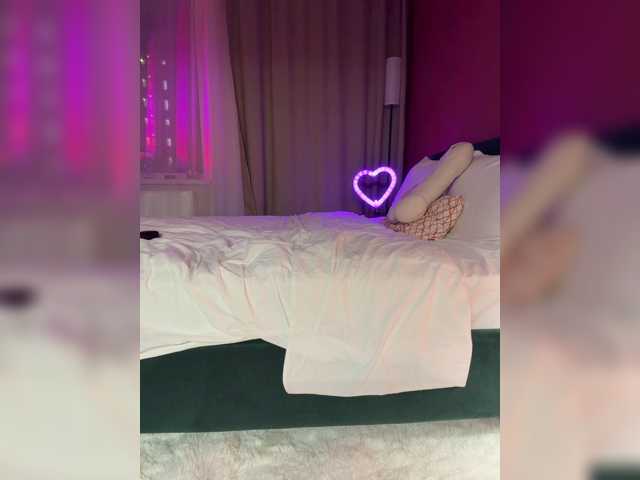 Businkaa live cam on BongaCams