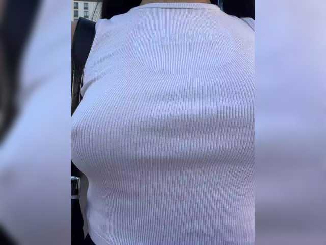 Businkaa live cam on BongaCams