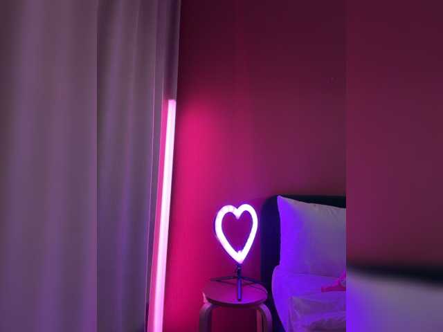 Businkaa live cam on BongaCams