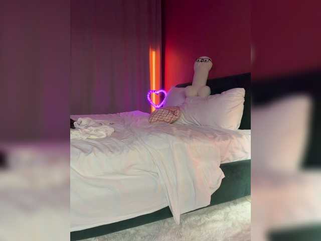 Businkaa live cam on BongaCams