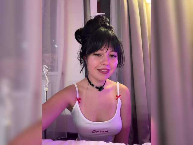 Businkaa live cam on BongaCams