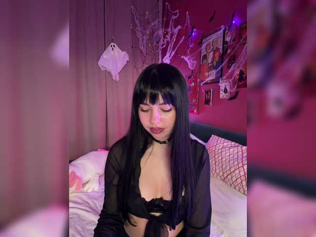 Businkaa live cam on BongaCams