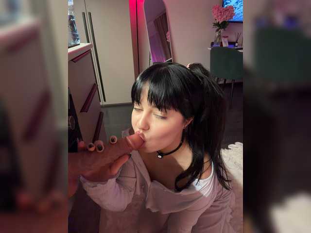 Businkaa live cam on BongaCams