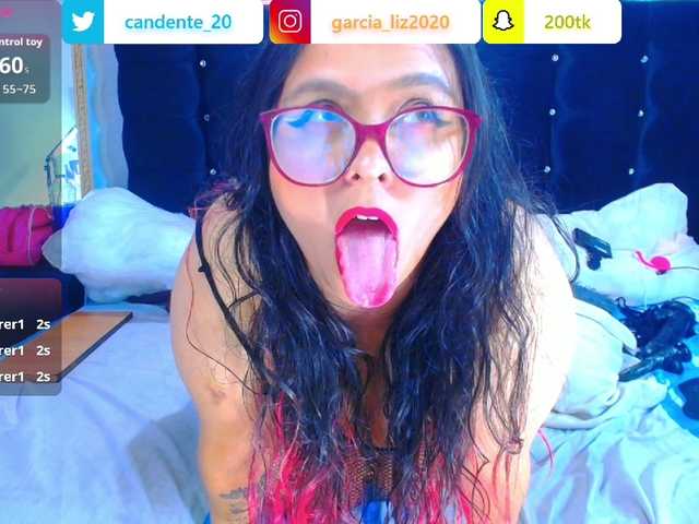karlaline live cam on BongaCams