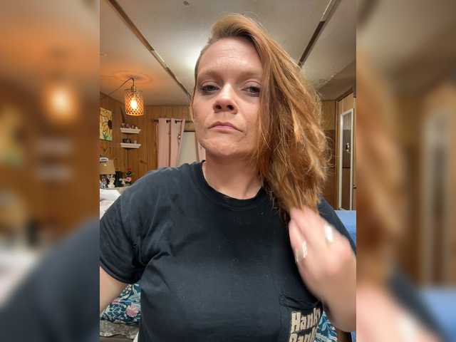 CloudQueen Live Cam on BongaCams