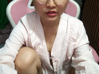 Julia98 Porn Show