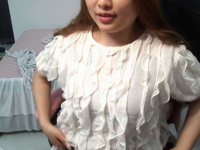 Julia98 live cam on BongaCams