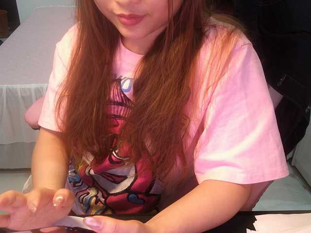 Julia98 live cam on BongaCams