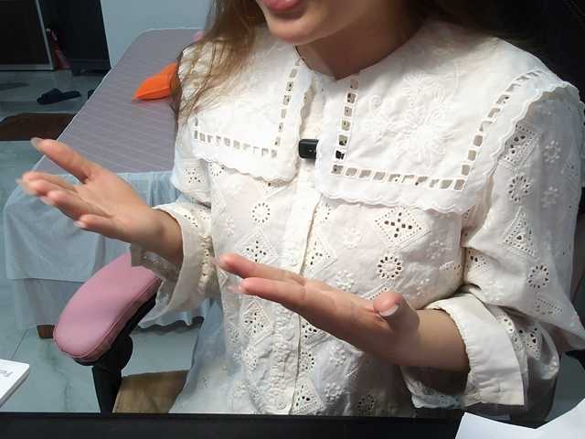 Julia98 webcam