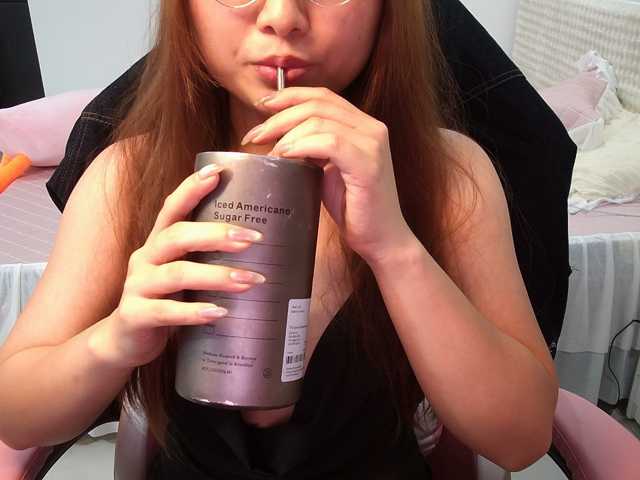 Julia98 live cam on BongaCams