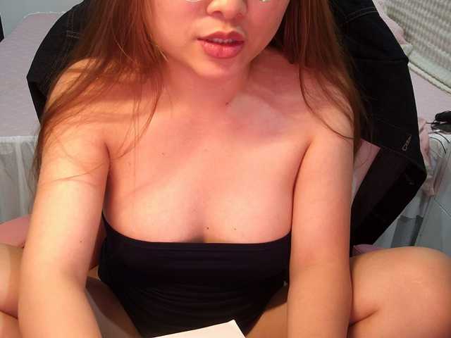 Julia98 live cam preview