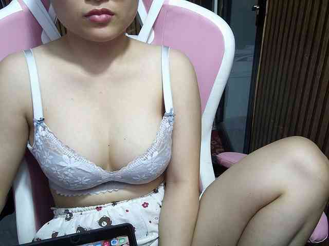Julia98 webcam