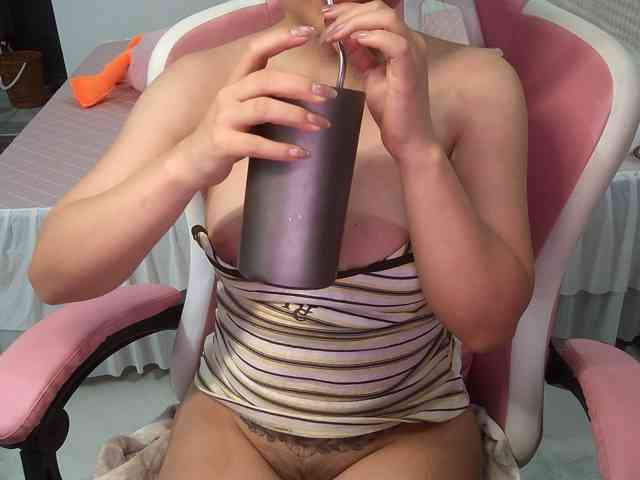 Julia98 webcam