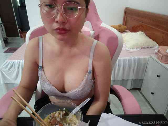 Julia98 webcam