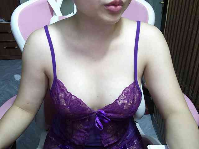 Julia98 webcam