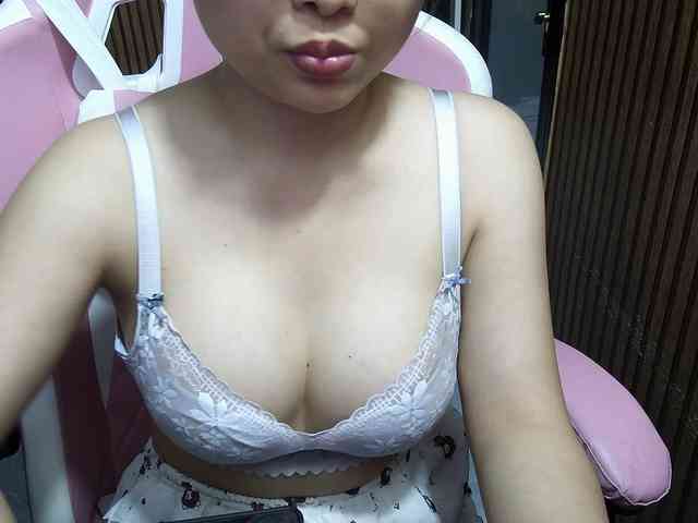 Julia98 webcam