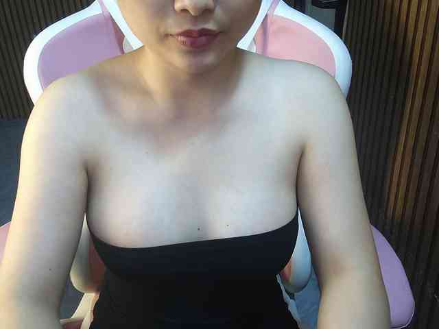 Julia98 webcam