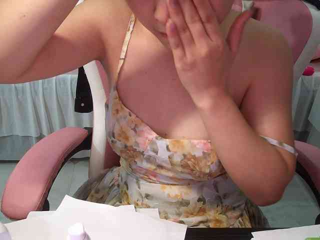 Julia98 webcam