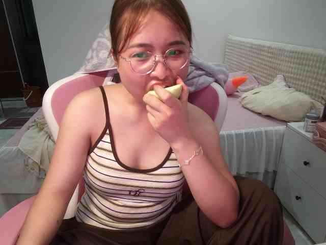 Julia98 webcam