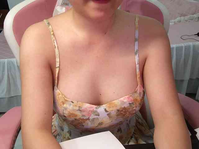 Julia98 webcam