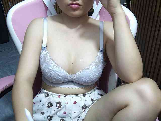 Julia98 webcam