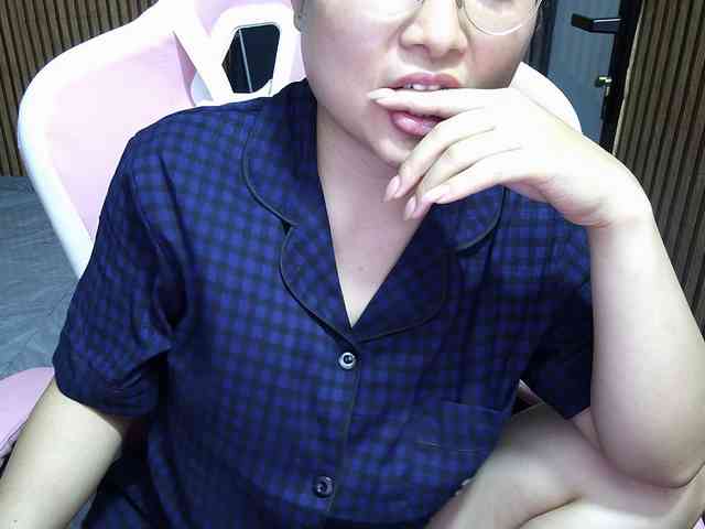 Julia98 webcam