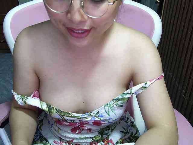 Julia98 webcam