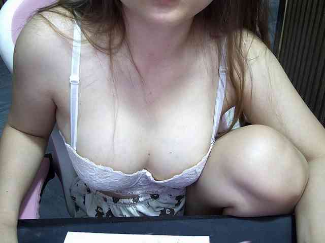 Julia98 webcam