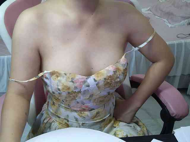 Julia98 webcam