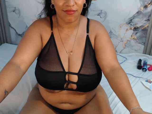 Modelo: amywest