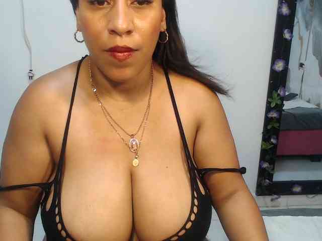 amywest webcam