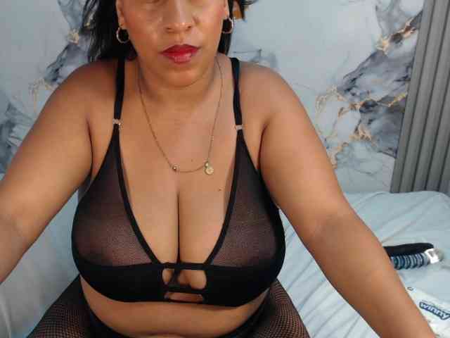 amywest webcam