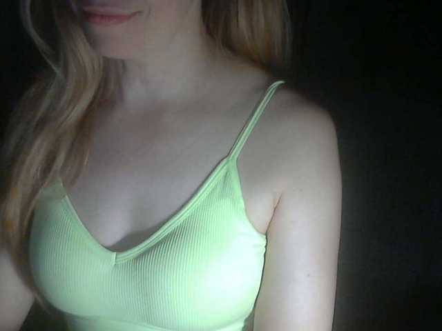 777Alina777 live cam on BongaCams