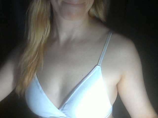 777Alina777 live cam on BongaCams