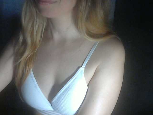 777Alina777 live cam on BongaCams