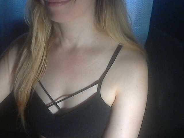 777Alina777 live cam on BongaCams