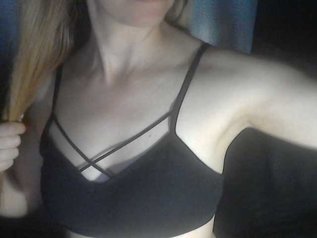 777Alina777 live cam on BongaCams
